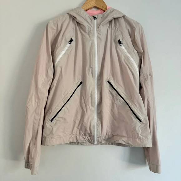 Lululemon Run: Rise And Shine Jacket Size: 8 - Picture 4 of 7